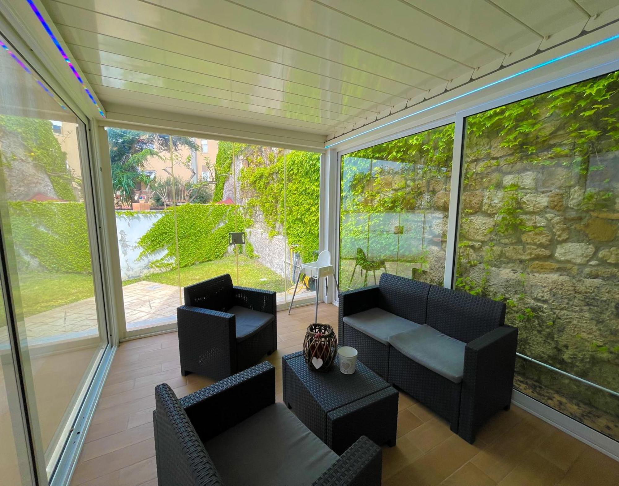 The Shabby House - Charming Seaside Retreat In Central Anzio, Steps From Beach And Train Station Exterior photo